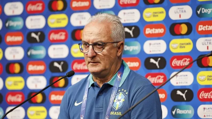 Dorival Júnior na coletiva de imprensa após Paraguai x Brasil Foto: Rafael Ribeiro/CBF