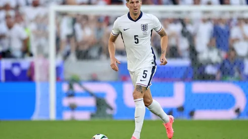 Inglaterra e Eslováquia disputam as oitavas de final da Eurocopa.