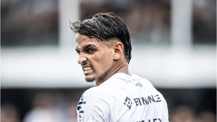 Patati durante a vitória contra o Brusque. Foto: Raul Baretta/ Santos FC.