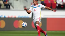 México e Equador duelam pela última vaga no Grupo B.