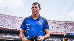 Carille é criticado, pela torcida, por não utilizar atletas da base