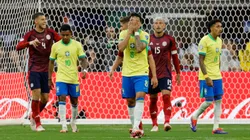 Brasil busca primeira vitória na competição. Kevork Djansezian/Getty Images.