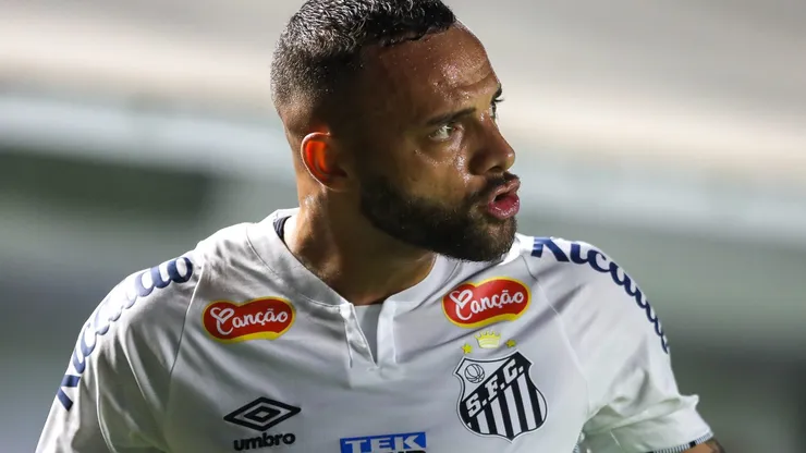 Guilherme durante partida entre Santos e Goiás, na Vila Belmiro, pela Série B do Campeonato Brasileiro, no dia 19/06/2024.