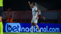 Grêmio e Fluminense se enfrentam para tentar escapar da zona de rebaixamento.