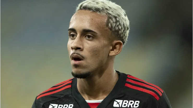 Matheus Gonçalves está sem espaço no Fla e pode sair
