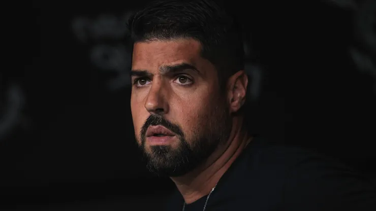 Técnico do Corinthians segue na berlinda.