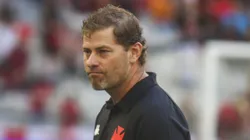 O treinador analisou o impacto da expulsão no desempenho da equipe em campo