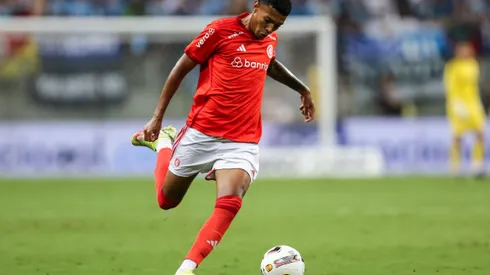 Foto: Pedro H. Tesch/AGIF – Matheus Dias é alvo da Europa