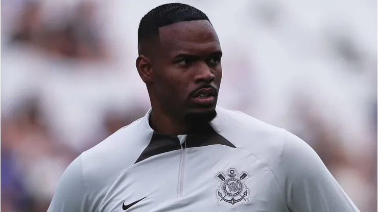 Carlos Miguel saiu pela porta dos fundos no Corinthians - Foto: Ettore Chiereguini/AGIF