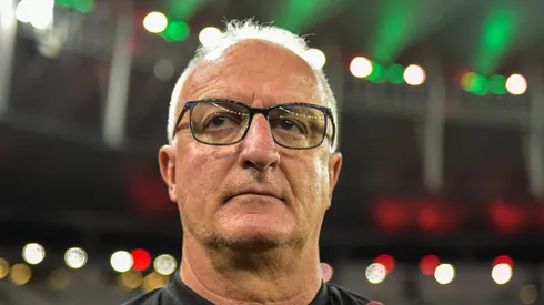 RJ - RIO DE JANEIRO - 22/11/2023 - BRASILEIRO A 2023, FLUMINENSE X SAO PAULO - Dorival Junior tecnico do Sao Paulo durante partida contra o Fluminense no estadio Maracana pelo campeonato Brasileiro A 2023.