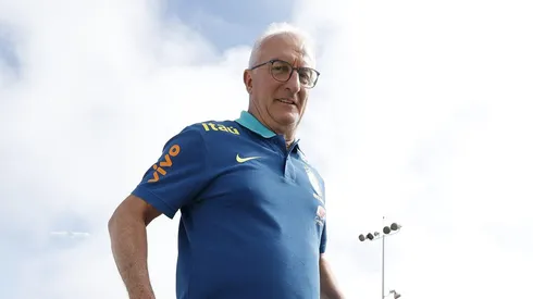 Dorival Júnior durante o embarque da CBF. Foto: Rafael Ribeiro/CBF