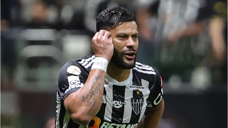 Atlético recebe decisão favorável do STJD por expulsão de Hulk
