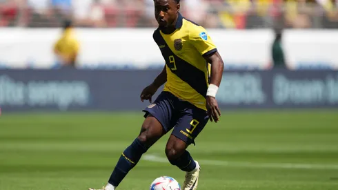 Equador e Jamaica se enfrentam em duelo decisivo.