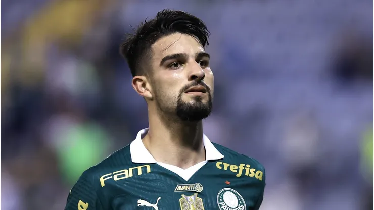 Flaco López, jogador do Palmeiras, comemora seu gol durante partida contra o Ituano no estádio Arena Barueri pelo Campeonato Paulista 2024. Foto: Marcello Zambrana/AGIF