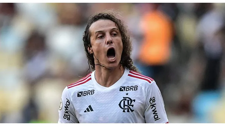 David Luiz vive momento de protagonismo no Mengão