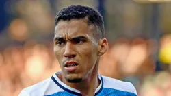 Allan, meio-campista