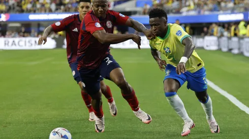 Vini Jr do Brasil contra Costa Rica na Copa América. (Foto de Kevork Djansezian/Getty Images)
