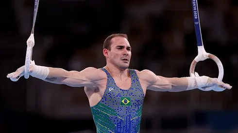 Arthur Zanetti em ação nos Jogos de Tóquio 2020