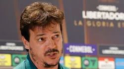 Fernando Diniz antes da final da Libertadores de 2023. Treinador está livre no mercado.