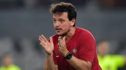 Fernando Diniz comandando o Fluminense em partida contra o Botafogo pelo Campeonato Brasileiro. Foto: Thiago Ribeiro/AGIF