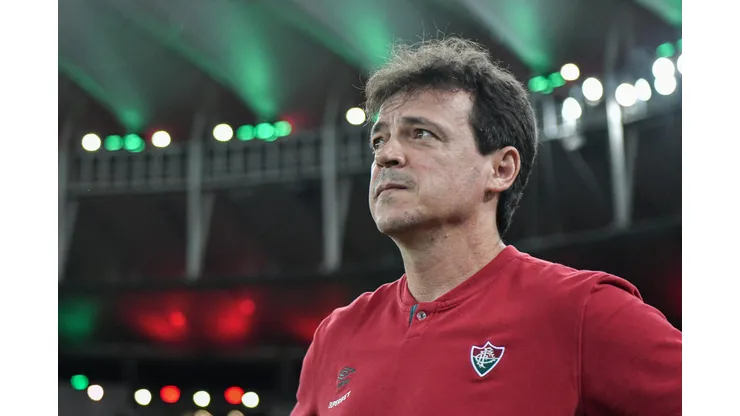 Fernando Diniz perde emprego no Flu após derrota pelo Brasileirão.