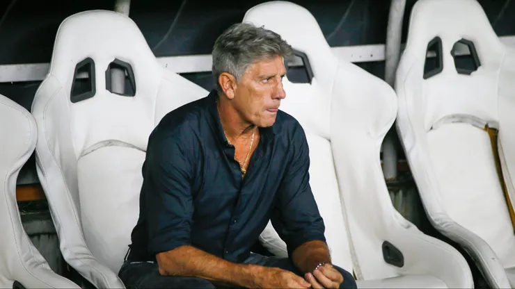 Treinador participou da coletiva de imprensa e falou sobre o momento atual