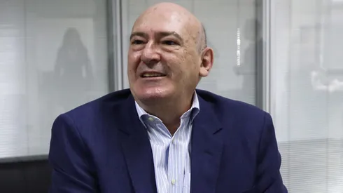 O ex-presidente Andrés Rueda durante a Assinatura do Termo de Adesão ao Pacto Nacional Pela Consciência Vacinal, em agosto de 2023. Foto: Pedro Ernesto Guerra Azevedo/Santos FC