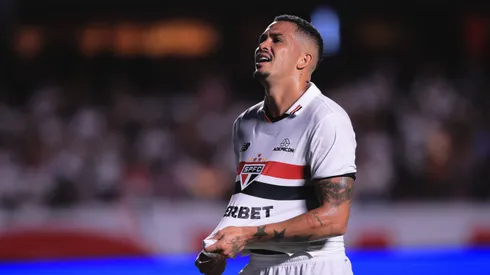 Atleta também não permanece no banco de reservas