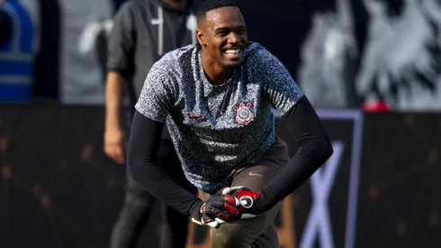 Foto: Anderson Romao/AGIF - Carlos Miguel é alvo de polêmica no Corinthians