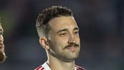 Léo Ortiz atuando contra o Bragantino. Foto: Diogo Reis/AGIF
