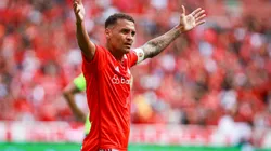 Camisa 10 segue como dúvida para clássico. Maxi Franzoi/AGIF.