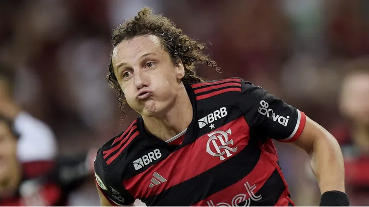 David Luiz comemorando o gol marcado. Foto: Alexandre Loureiro/AGIF