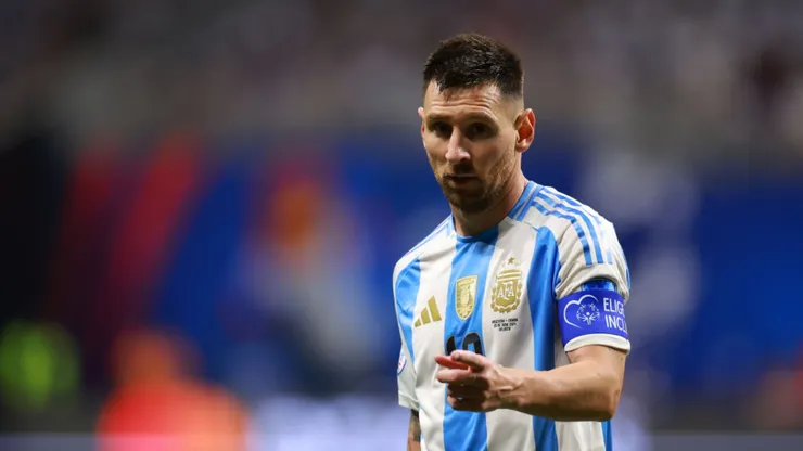 Camisa 10 quebrou recorde logo na estreia. Hector Vivas/Getty Images.