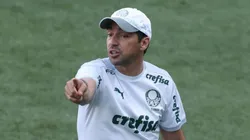 Abel Ferreira, técnico do Palmeiras, dando treinamento - Foto: Cesar Greco / Palmeiras