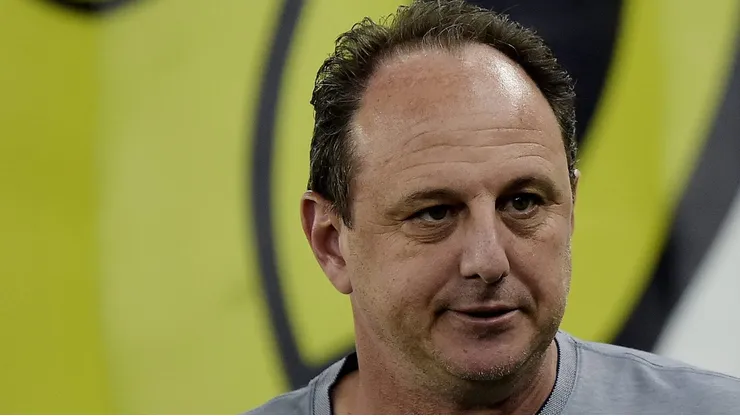 Rogério Ceni, técnico do Bahia, durante partida contra o Flamengo no estádio Maracanã pelo Brasileirão Série A 2024 - Foto: Alexandre Loureiro/AGIF
