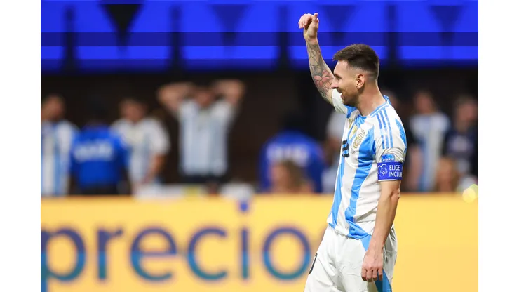 Lionel Messi atuando pela Argentina na Copa América 2024. (Foto de Hector Vivas/Getty Images)