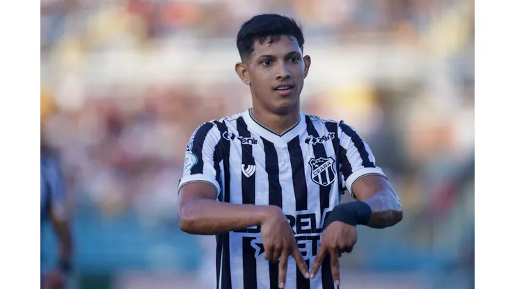 Erick Pulga fortemente ligado ao Corinthians - FOto: aGIF