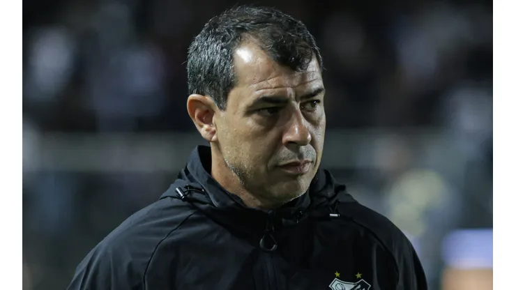 Carille fez uma análise sobre problema no elenco do Santos