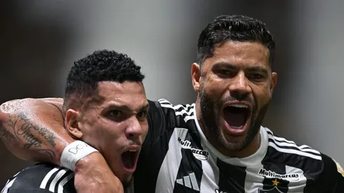 Paulinho e Hulk no Atlético. Foto: Pedro Vilela/Getty Images