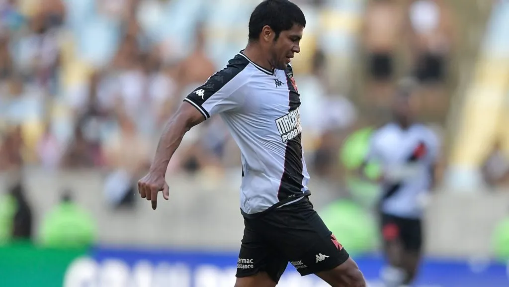 Robert Rojas chegou ao Vasco em janeiro - Foto: AGIF