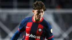 Agustín Giay tem entrave burocrático para cravar chegada no Palestra