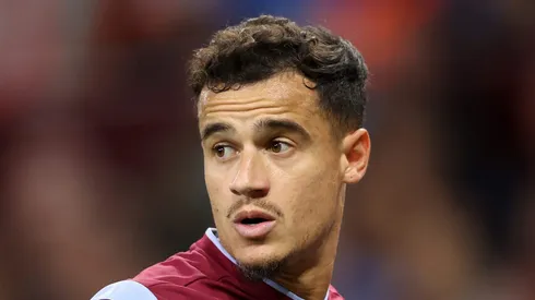 Philippe Coutinho durante partida do Aston Villa. Meia foi especulado no Fluzão.