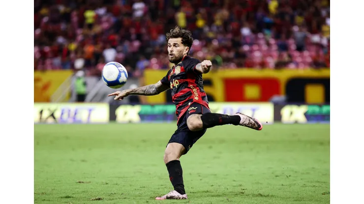 Ceará e Sport duelam em clássico pela 11ª rodada da Série B.