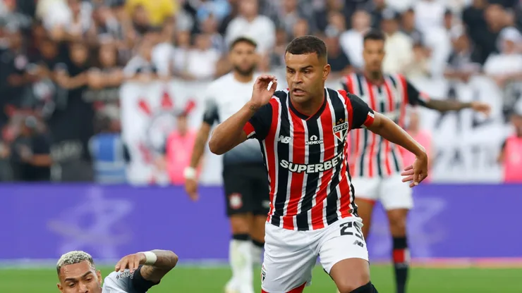 Alisson no São Paulo. Foto: Rubens Chiri/ São Paulo/ Flickr