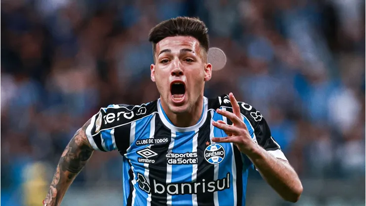 Besozzi em ação pelo Imortal. Foto: Maxi Franzoi/AGIF