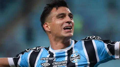 Cristaldo comemorando gol em partida contra o Athletico-PR, na Arena do Grêmio, pelo Campeonato Brasileiro, no dia 17/04/2024.