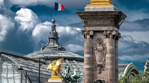 Paris sedia os Jogos Olímpicos de 2024 - Foto: Instagram @cbuiron / @parisfranceofficial
