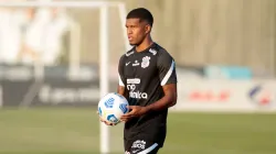 Foto: Rodrigo Coca/Ag. Corinthians - Léo Natel em treino do Corinthians