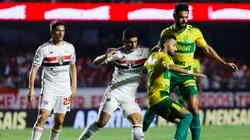 São Paulo e Cuiabá se enfrentando pelo Brasileirão. Foto: Fabio Giannelli/AGIF