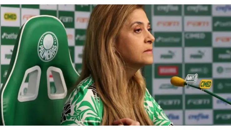 Foto: Reprodução/TV Palmeiras - Leila Pereira, presidente do Palmeiras, recebe apoio da torcida em caso Dudu